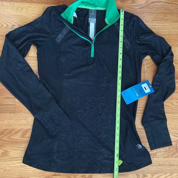 MPG NWT Mondetta Reflective Quarter Zip Cooling Running Top - Picture 15 of 16